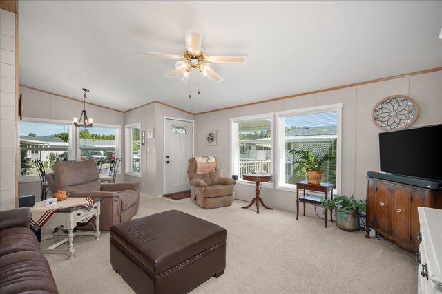 208 S Blueberry Pl, Spokane Valley, WA 99016