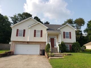 220 Cheshire Rd, Clarksville, TN 37043