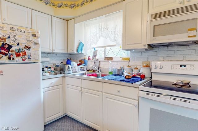 203 Opal Boulevard, Steubenville, OH 43952
