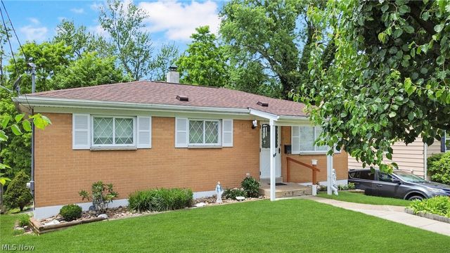 203 Opal Boulevard, Steubenville, OH 43952