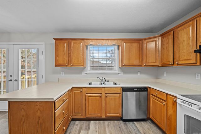 311 N Sawmill Road, Searcy, AR 72143