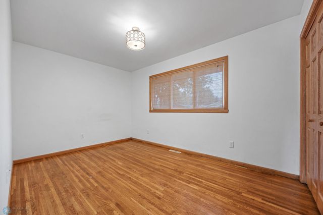 1838 17th Street S, Fargo, ND 58103