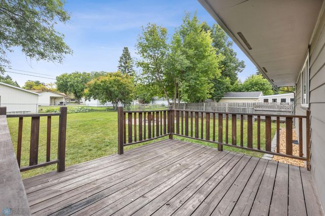 1838 17th Street S, Fargo, ND 58103