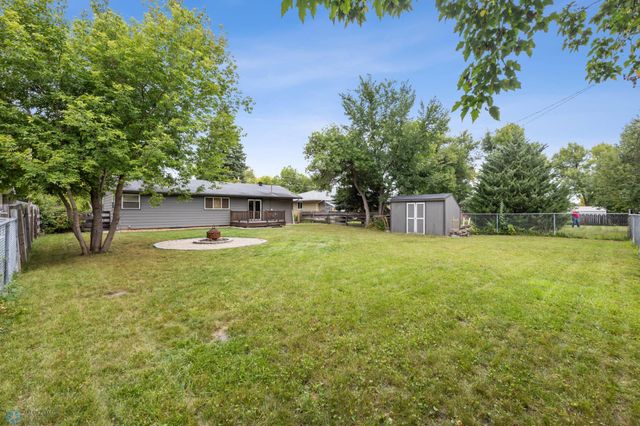 1838 17th Street S, Fargo, ND 58103