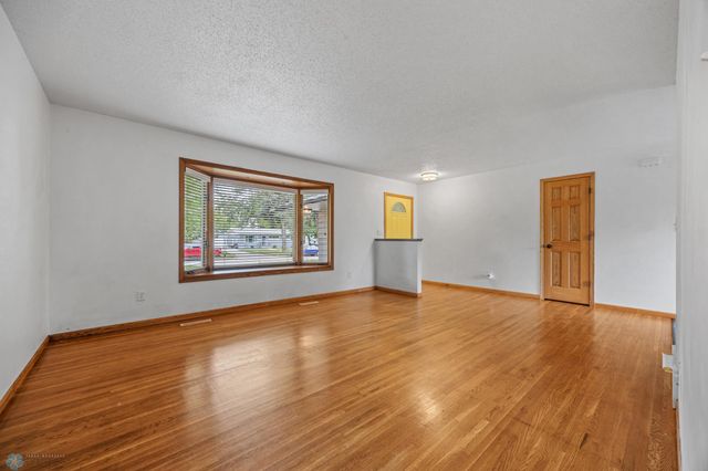 1838 17th Street S, Fargo, ND 58103
