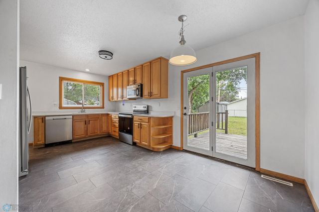 1838 17th Street S, Fargo, ND 58103