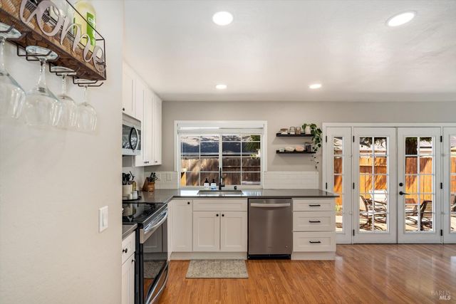 1526 Bruce Ct, Santa Rosa, CA 95401