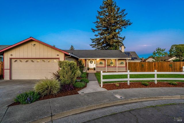 1526 Bruce Ct, Santa Rosa, CA 95401