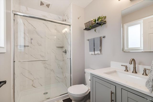 1526 Bruce Ct, Santa Rosa, CA 95401