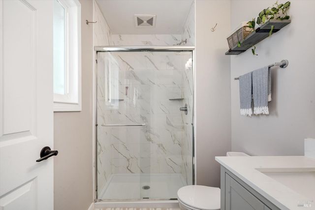 1526 Bruce Ct, Santa Rosa, CA 95401