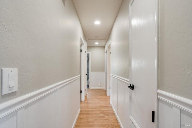 1526 Bruce Ct, Santa Rosa, CA 95401