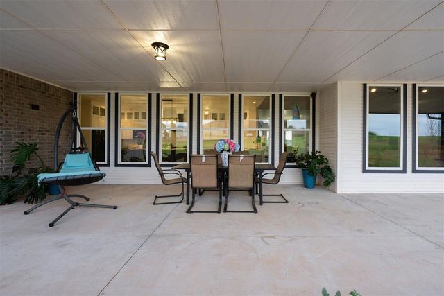 3716 Prairie Creek Drive, Tuttle, OK 73089
