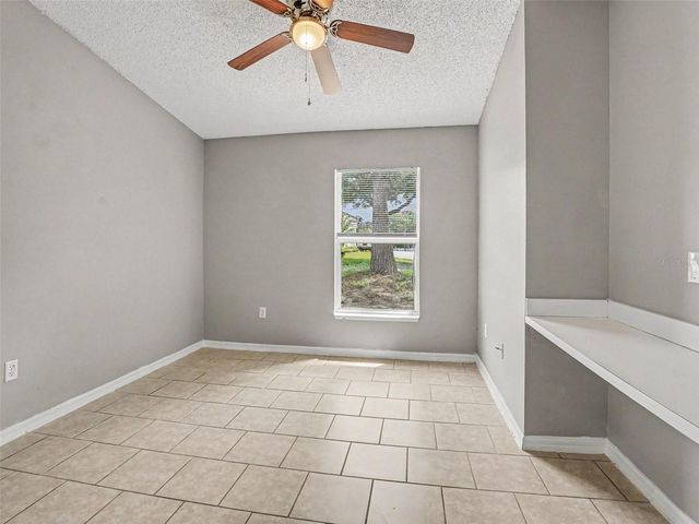 881 VANDERBILT DR, Eustis, FL 32726