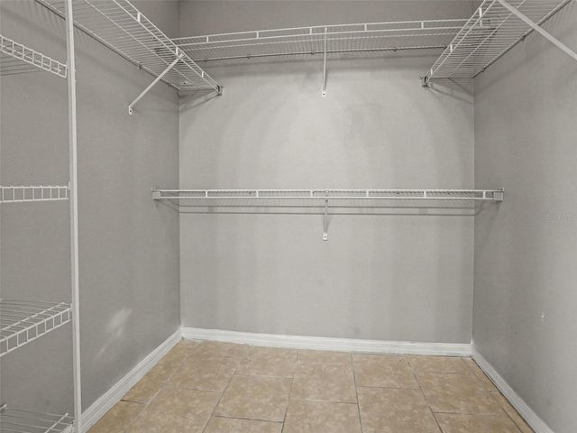 881 VANDERBILT DR, Eustis, FL 32726