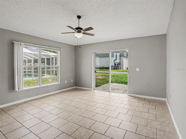 881 VANDERBILT DR, Eustis, FL 32726