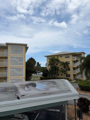 322 N Federal Hwy 233, Deerfield Beach, FL 33441