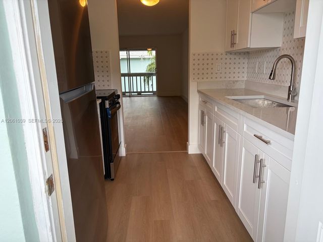 322 N Federal Hwy 233, Deerfield Beach, FL 33441