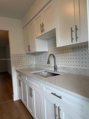 322 N Federal Hwy 233, Deerfield Beach, FL 33441