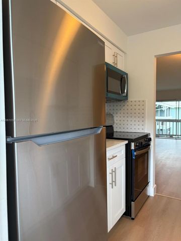 322 N Federal Hwy 233, Deerfield Beach, FL 33441