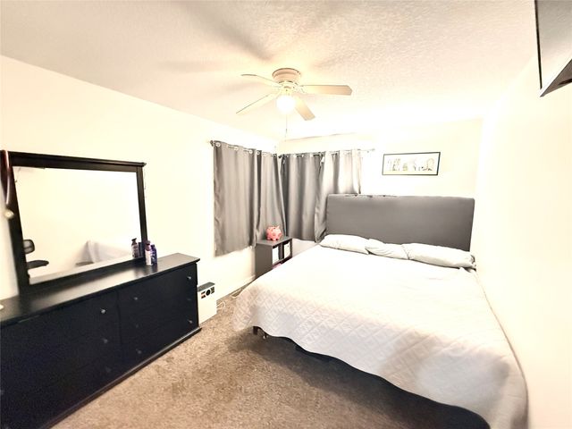 3926 E 27th Street, Des Moines, IA 50317