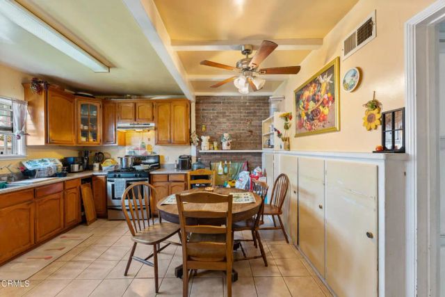 2428 Glenwood Place, South Gate, CA 90280
