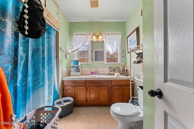 2428 Glenwood Place, South Gate, CA 90280