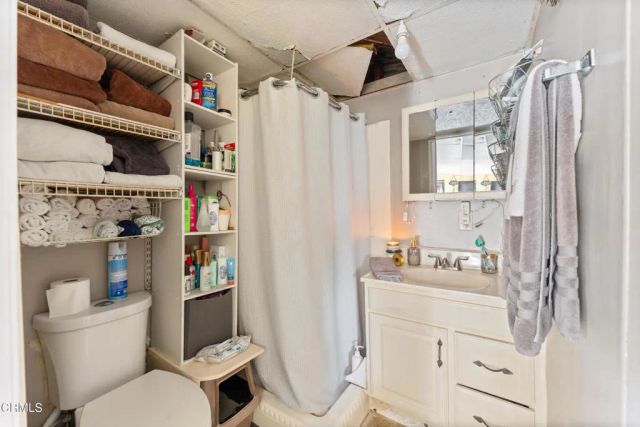2428 Glenwood Place, South Gate, CA 90280