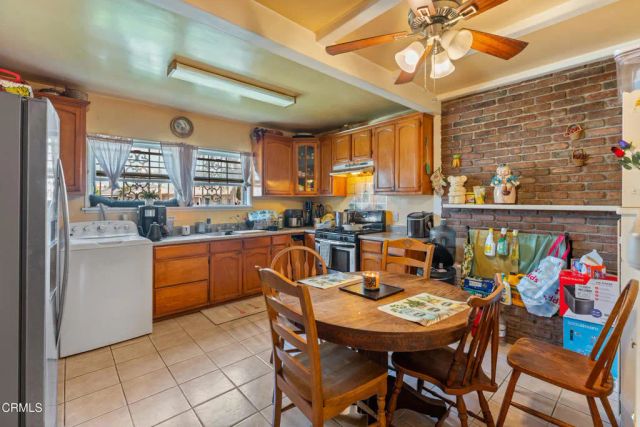 2428 Glenwood Place, South Gate, CA 90280
