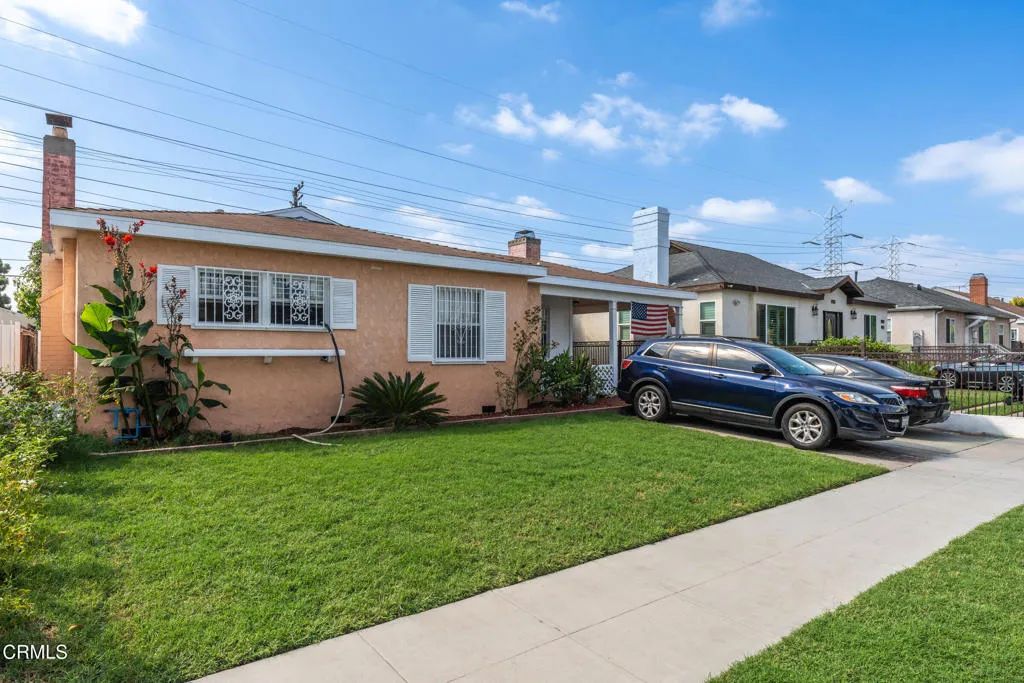 2428 Glenwood Place, South Gate, CA 90280