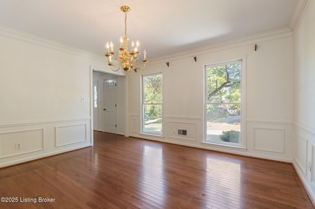 3504 Trail Ridge Rd, Louisville, KY 40241