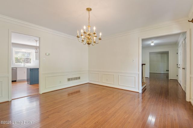 3504 Trail Ridge Rd, Louisville, KY 40241