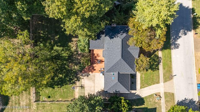 3504 Trail Ridge Rd, Louisville, KY 40241