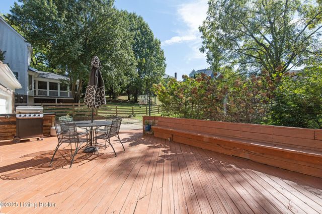 3504 Trail Ridge Rd, Louisville, KY 40241