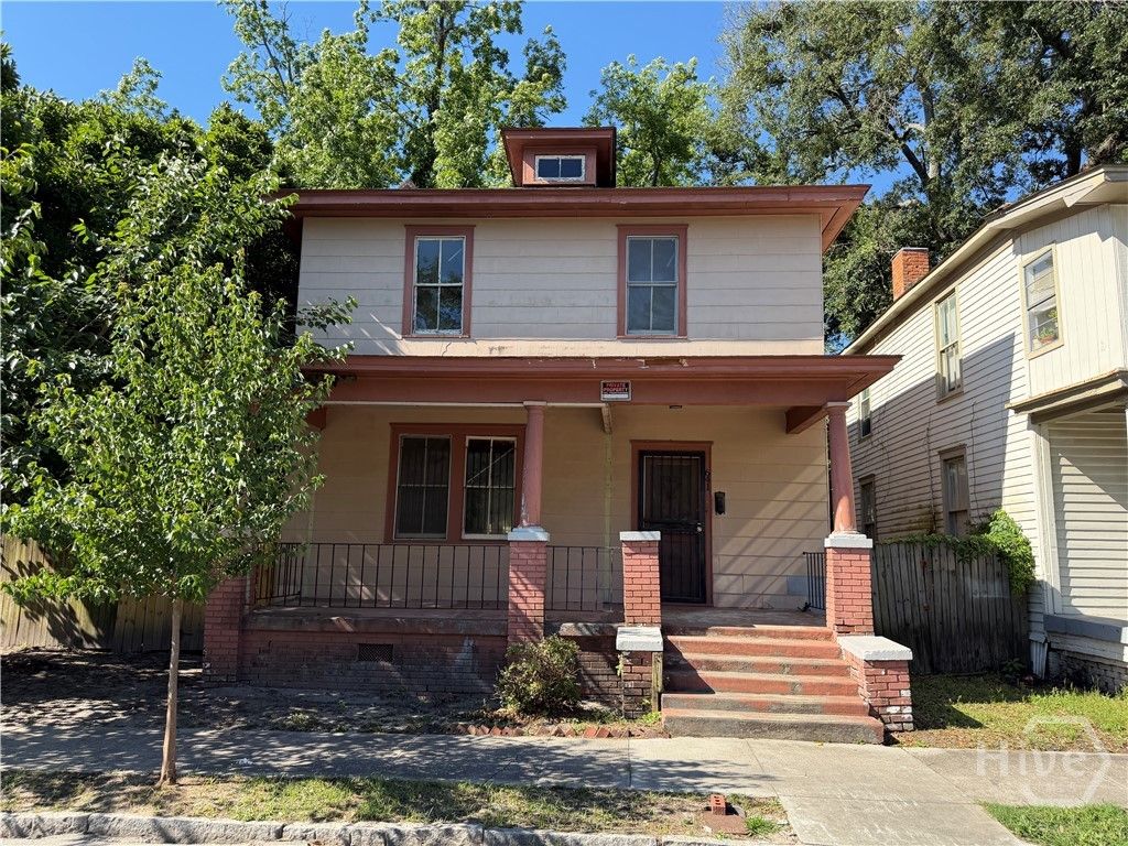 Image 1 of property listing at 641 E 39th Street, Savannah, GA 31401