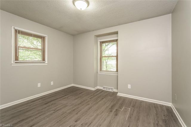 4290 Mashie Drive, Pfafftown, NC 27040