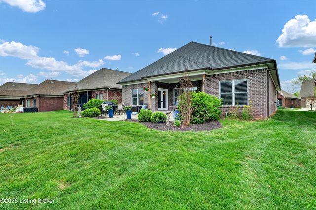 9329 Cross Meadows Cir, Louisville, KY 40291
