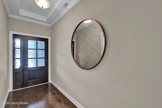 9329 Cross Meadows Cir, Louisville, KY 40291