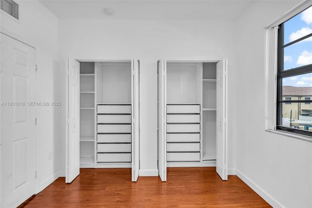 3549 W 89th Pl 3549, Hialeah, FL 33018