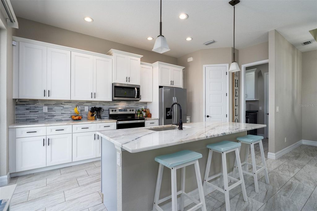 Image 22 of property listing at 151 LIME TREE PARK, Rotonda West, FL 33947