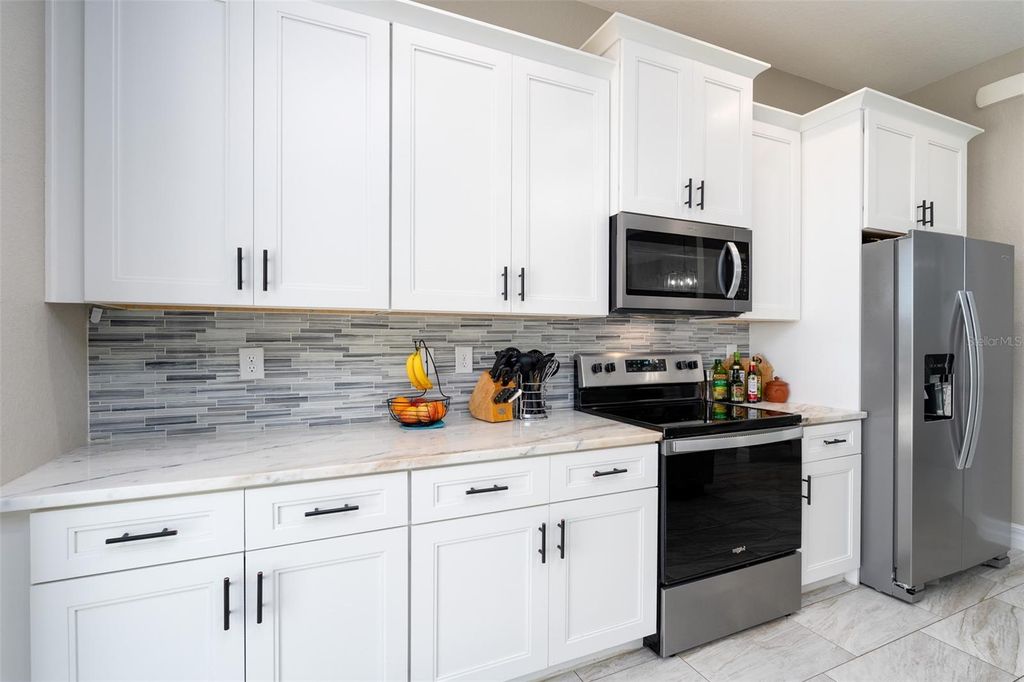 Image 23 of property listing at 151 LIME TREE PARK, Rotonda West, FL 33947