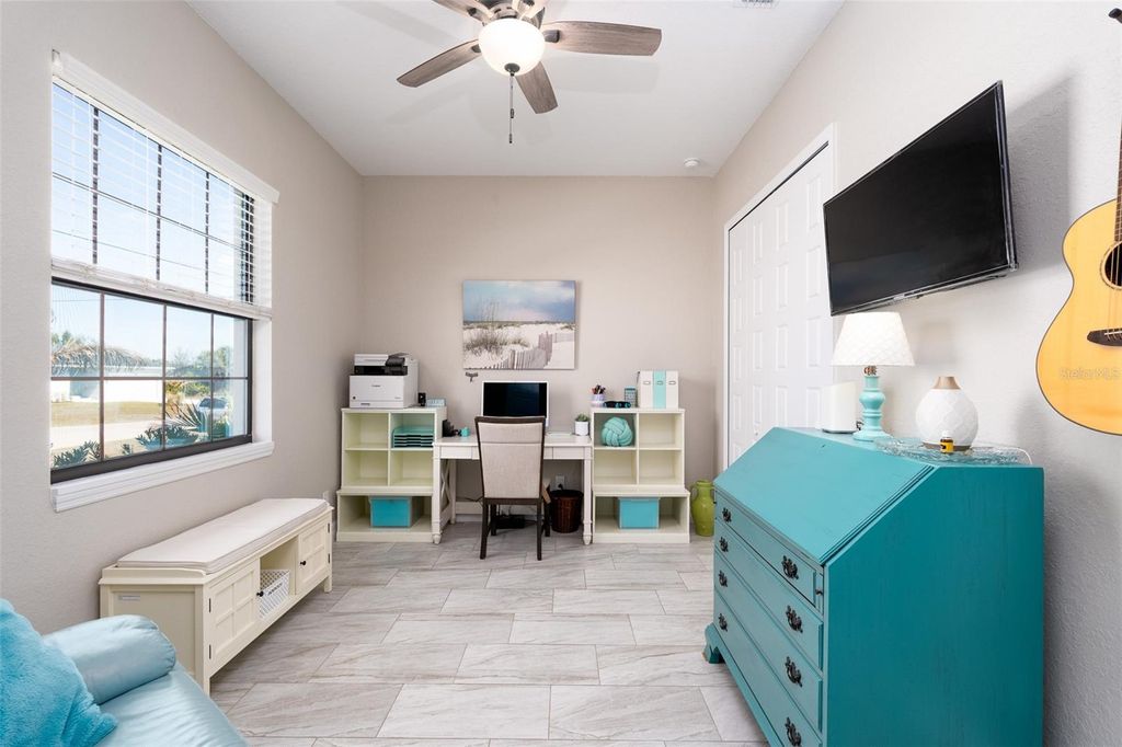 Image 33 of property listing at 151 LIME TREE PARK, Rotonda West, FL 33947