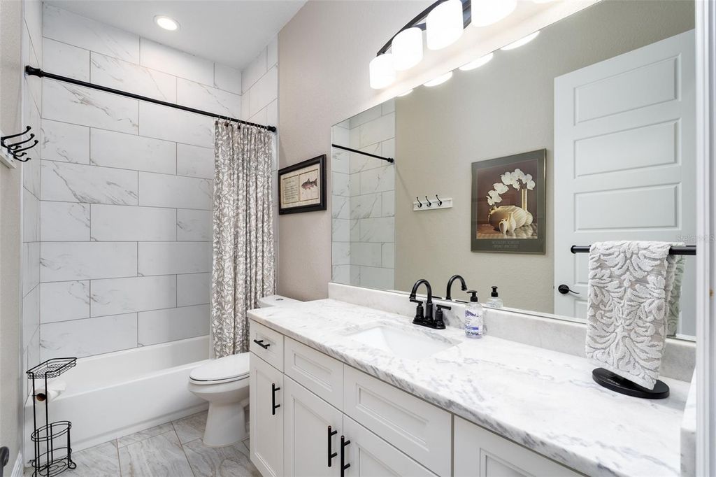 Image 34 of property listing at 151 LIME TREE PARK, Rotonda West, FL 33947