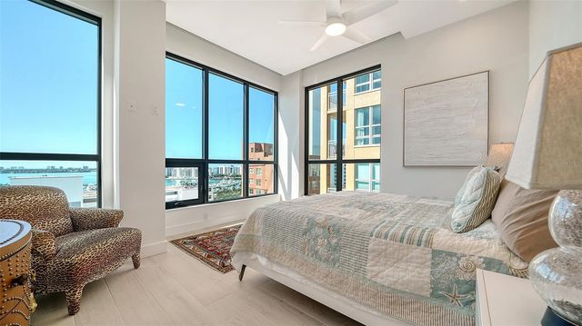 33 S PALM AVENUE 901, Sarasota, FL 34236