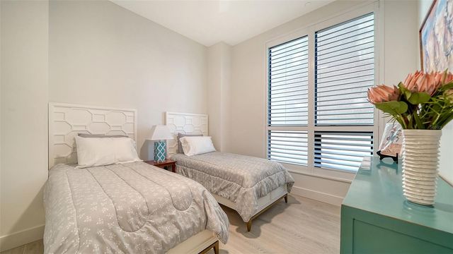 33 S PALM AVENUE 901, Sarasota, FL 34236