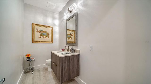 33 S PALM AVENUE 901, Sarasota, FL 34236