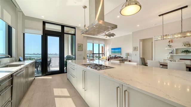 33 S PALM AVENUE 901, Sarasota, FL 34236