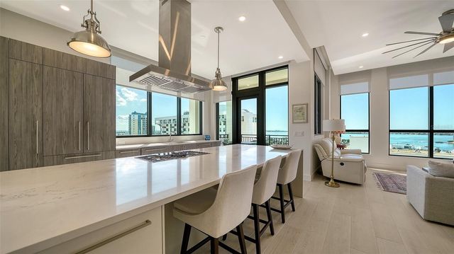 33 S PALM AVENUE 901, Sarasota, FL 34236