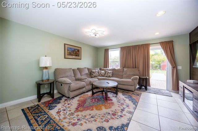 7315 Gilman Street, Westland, MI 48185