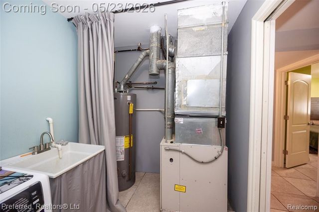 7315 Gilman Street, Westland, MI 48185