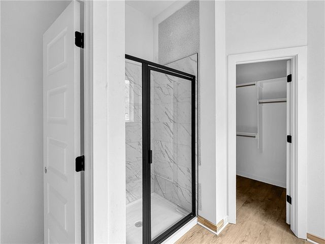 2811 N Grey Squirrel Drive, Fayetteville, AR 72704